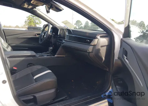 2025 Toyota Camry Xse z USA, uszkodzony, nr VIN 4T1DAACK2SU019111